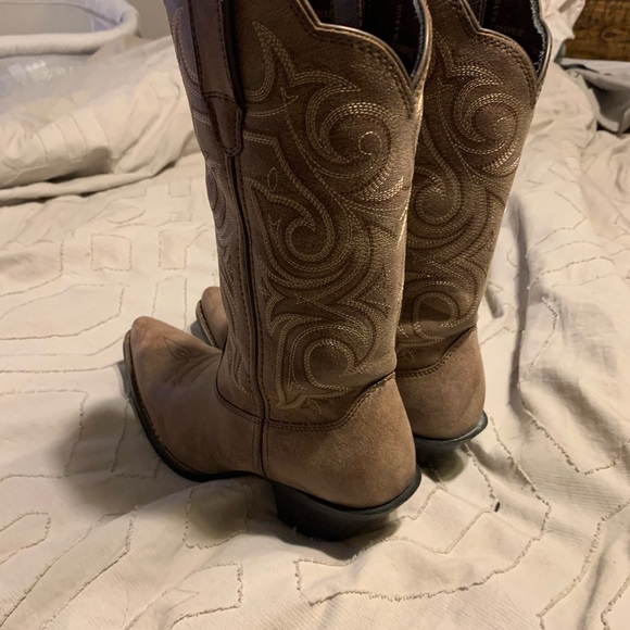Women’s Durango Boots - Picture 2 of 2